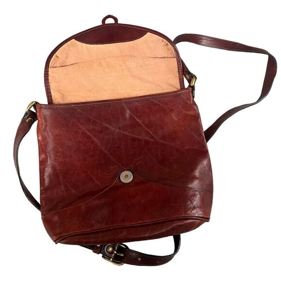 Oroton Vintage Brown Crossbody Bag - Picture 3 of 7